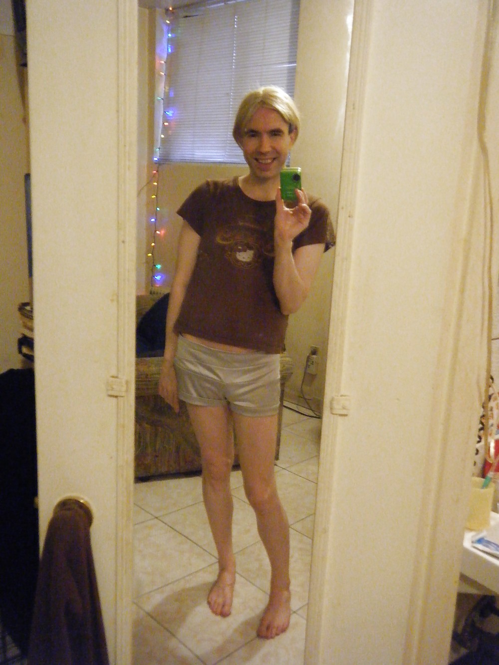 Nuevos pantalones cortos para transexual caliente
 #2013532