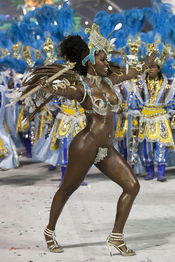 Nude rio carnaval
 #18613632