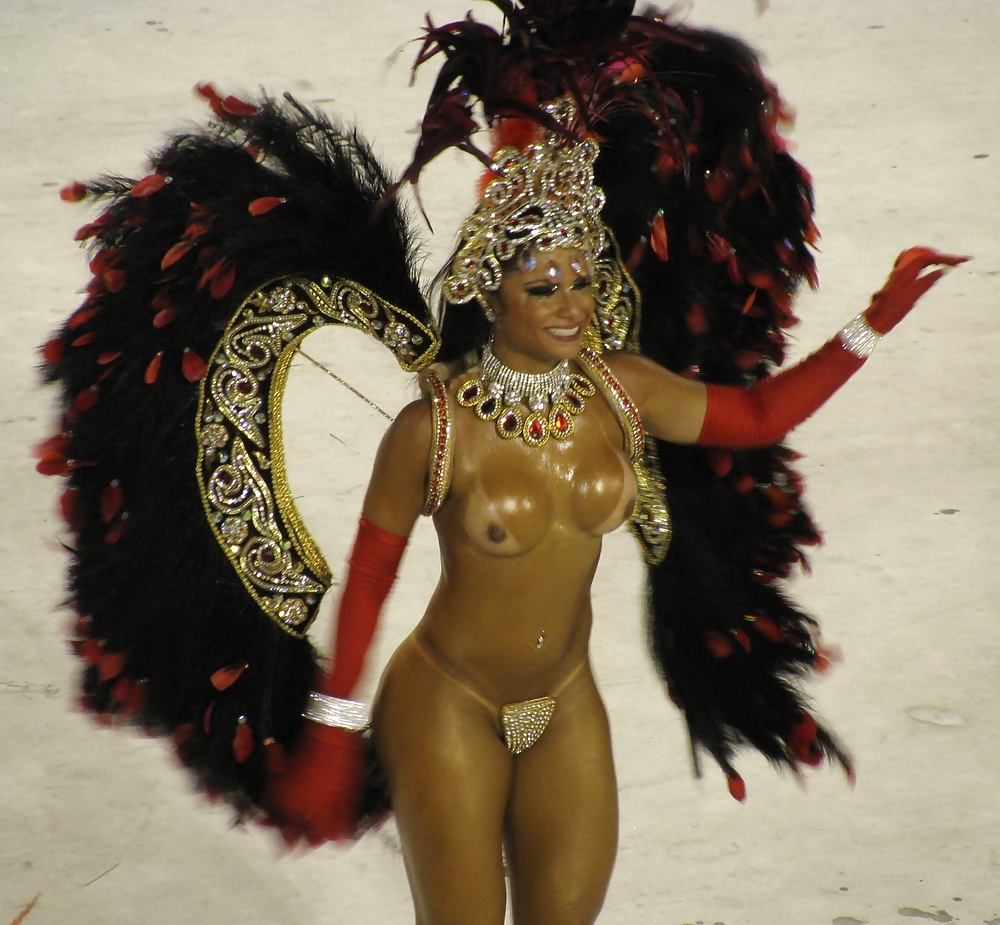 Nude rio carnaval
 #18613854