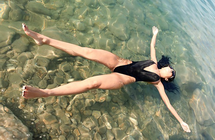 Floating in the dead sea #3775122