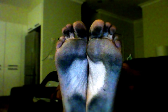 I miei piedi sporchi
 #17871153