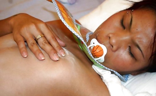 Asiatische Windel Baby Schlampen #16208710