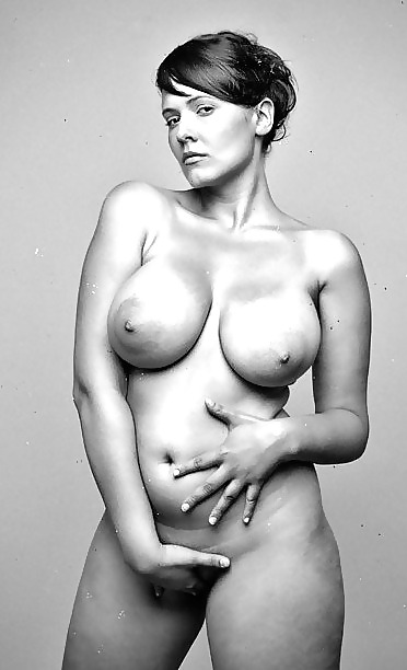 乳首を吸うために作られた乳房を持つ母親 ix
 #12184403