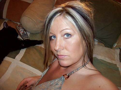 Stunning Blonde MILF Michelle #16643689