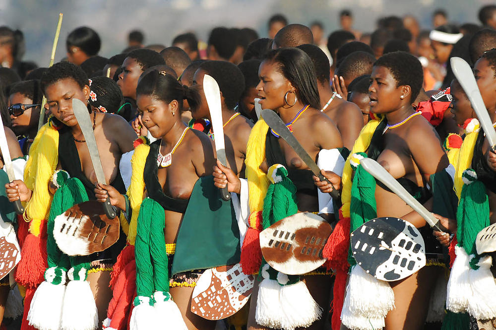 裸のガールズグループ 008 - アフリカの部族の祭典 2
 #17191475