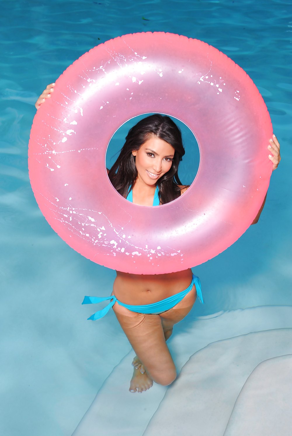 Kim kardashian bikini photoshoot in los angeles
 #2101421