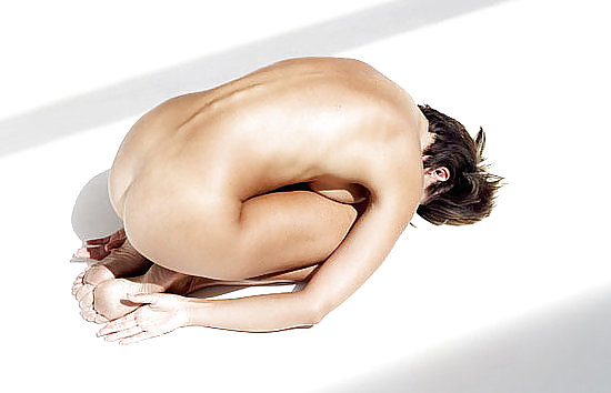 Yoga desnudo
 #9364955