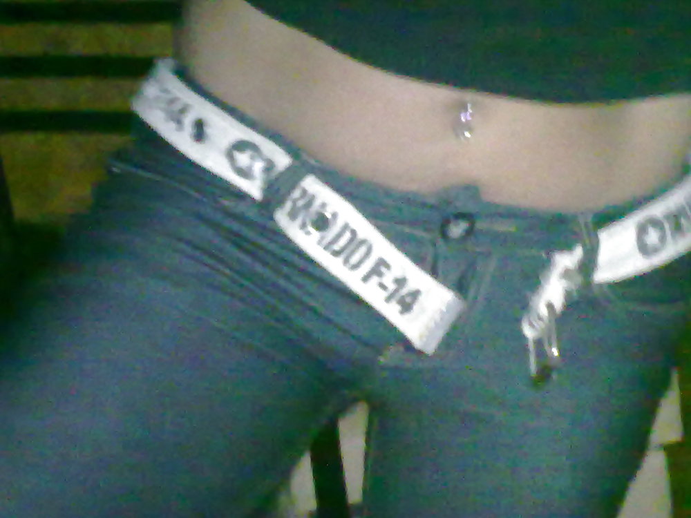 Ein Bulgarisch Reifen Arbeiten In Einer Bar In Zypern #7125312