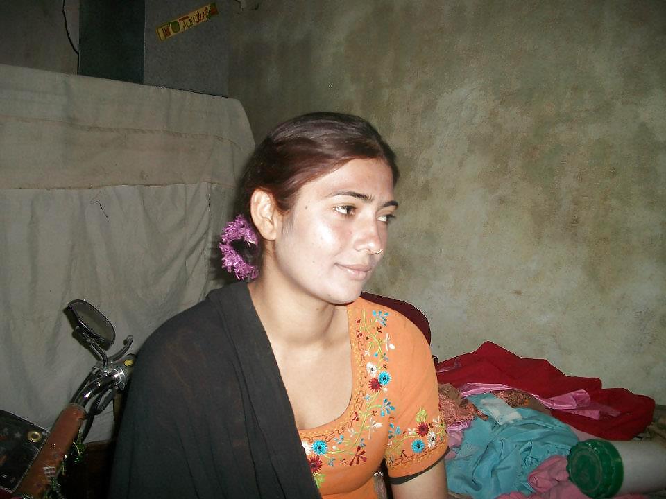 Saba Aslam Sailkot Randi #19733202