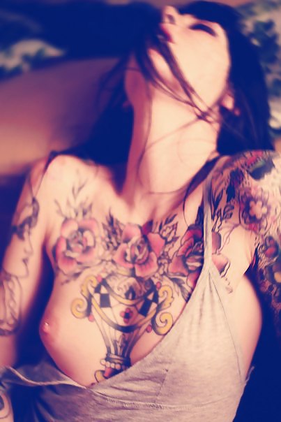 TATOO WOMAN