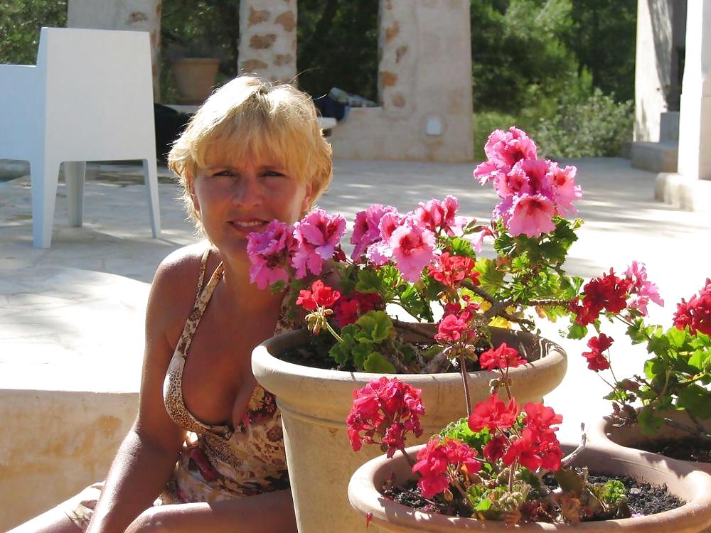 Milfs caliente 6
 #748028
