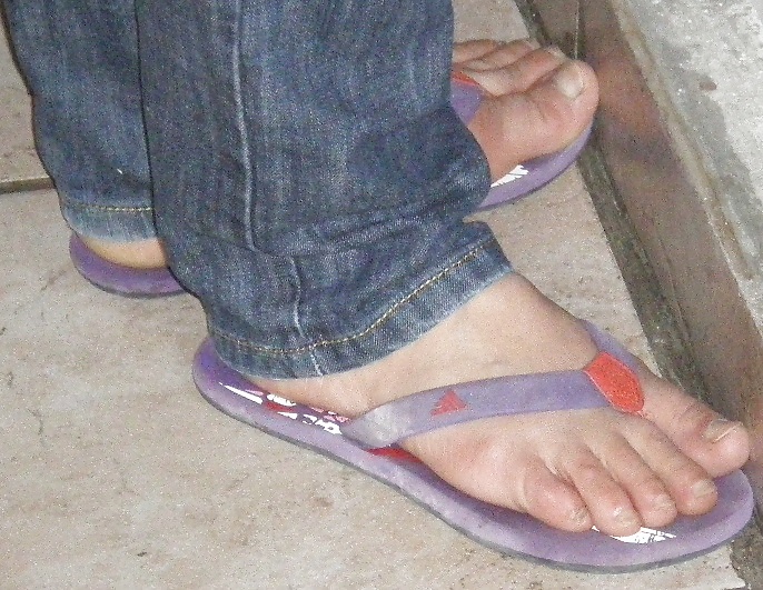 Wife feet and new shoes pieds de ma femme et nouvelles tongs #21638277