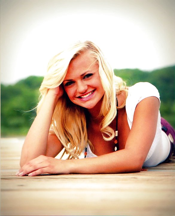 Gorgeous babe! plz dirty comment #1378132