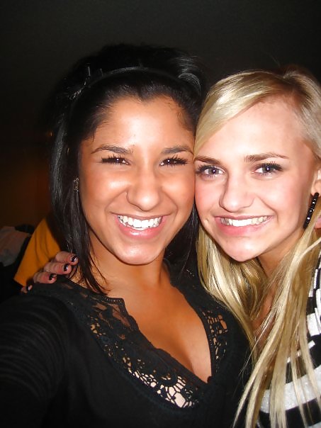 Gorgeous babe! plz dirty comment #1378332