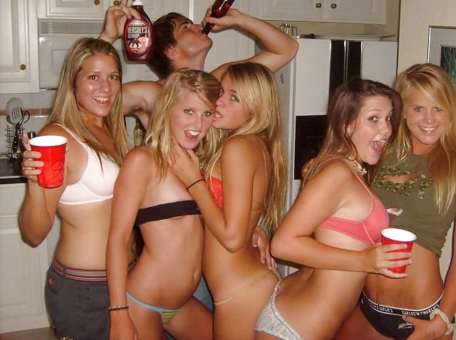 Amateur Girls in Groups #4 #12411007