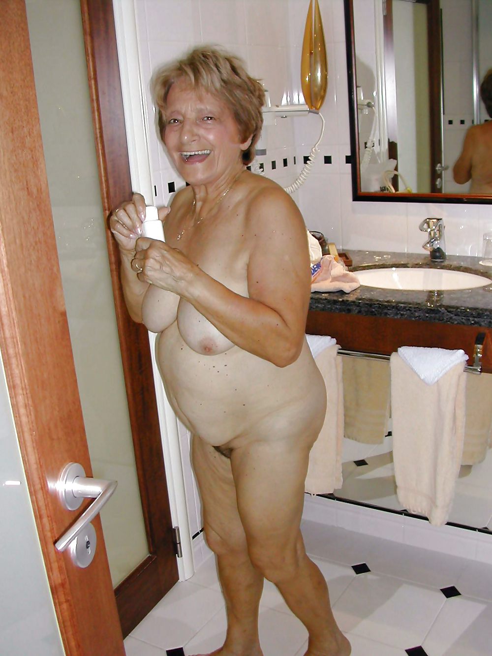 Grannies - frontal edition
 #12950866