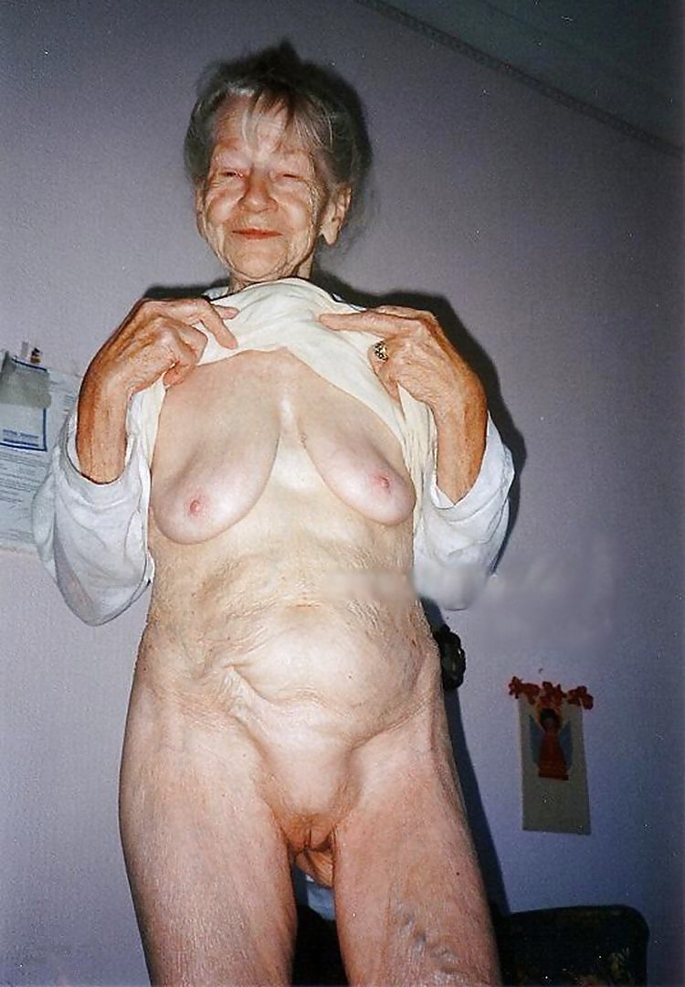 Grannies - frontal edition
 #12950881