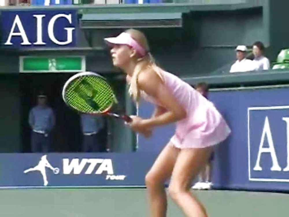 Maria Sharapova upskirts and camel toes #11178897