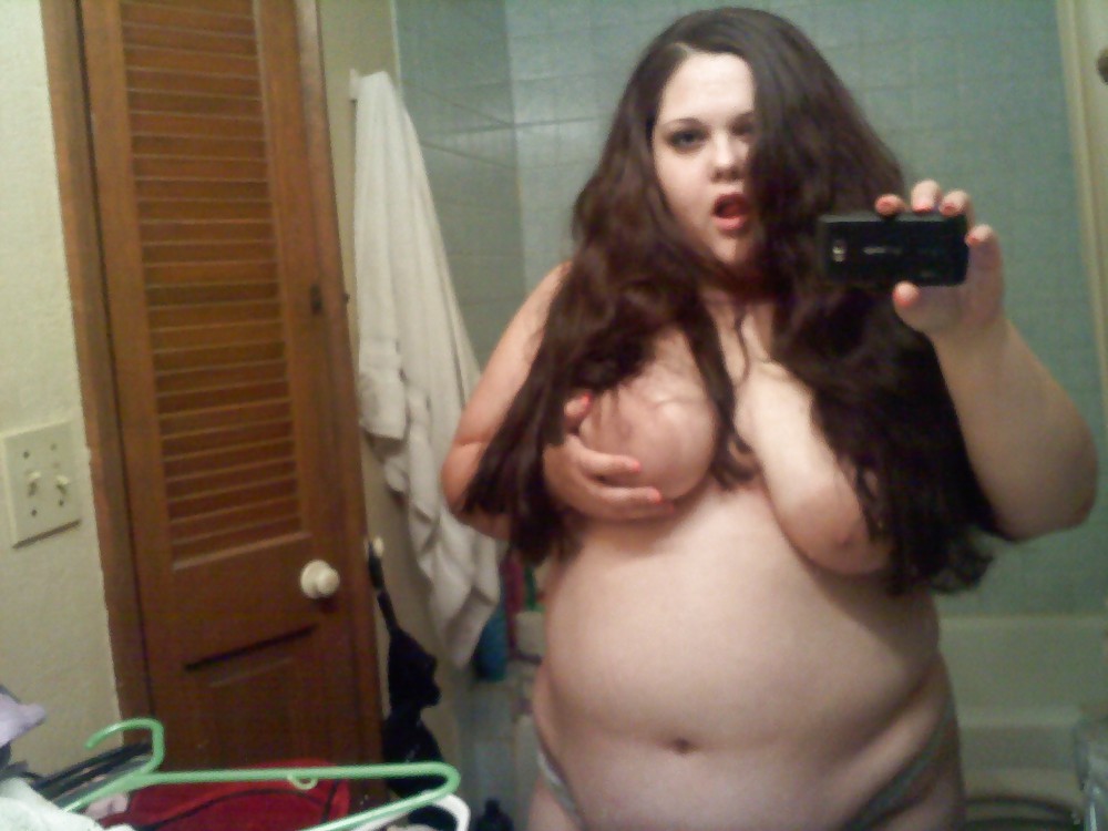 Fat teen I found on joinuntrue.com
 #8094935