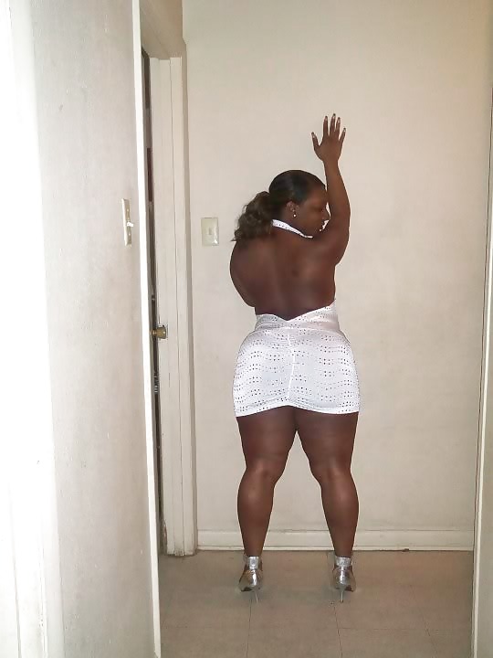 big booty girl damnuploaded by andrewbbwlover
 #480076