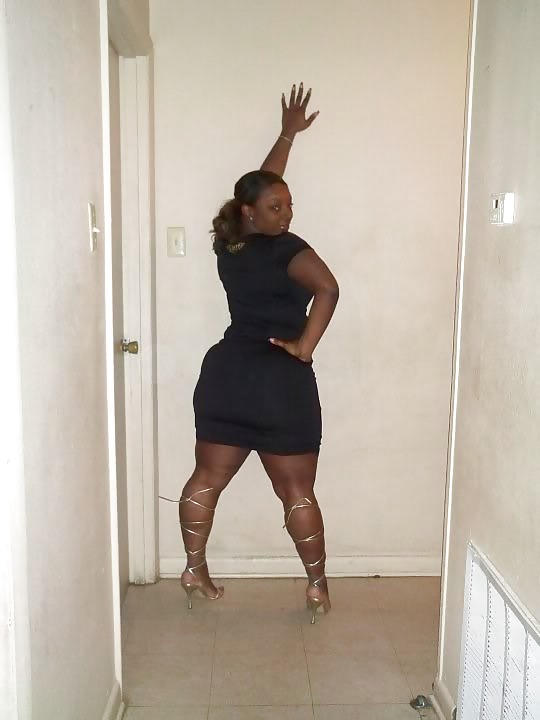 big booty girl damnuploaded by andrewbbwlover
 #480109