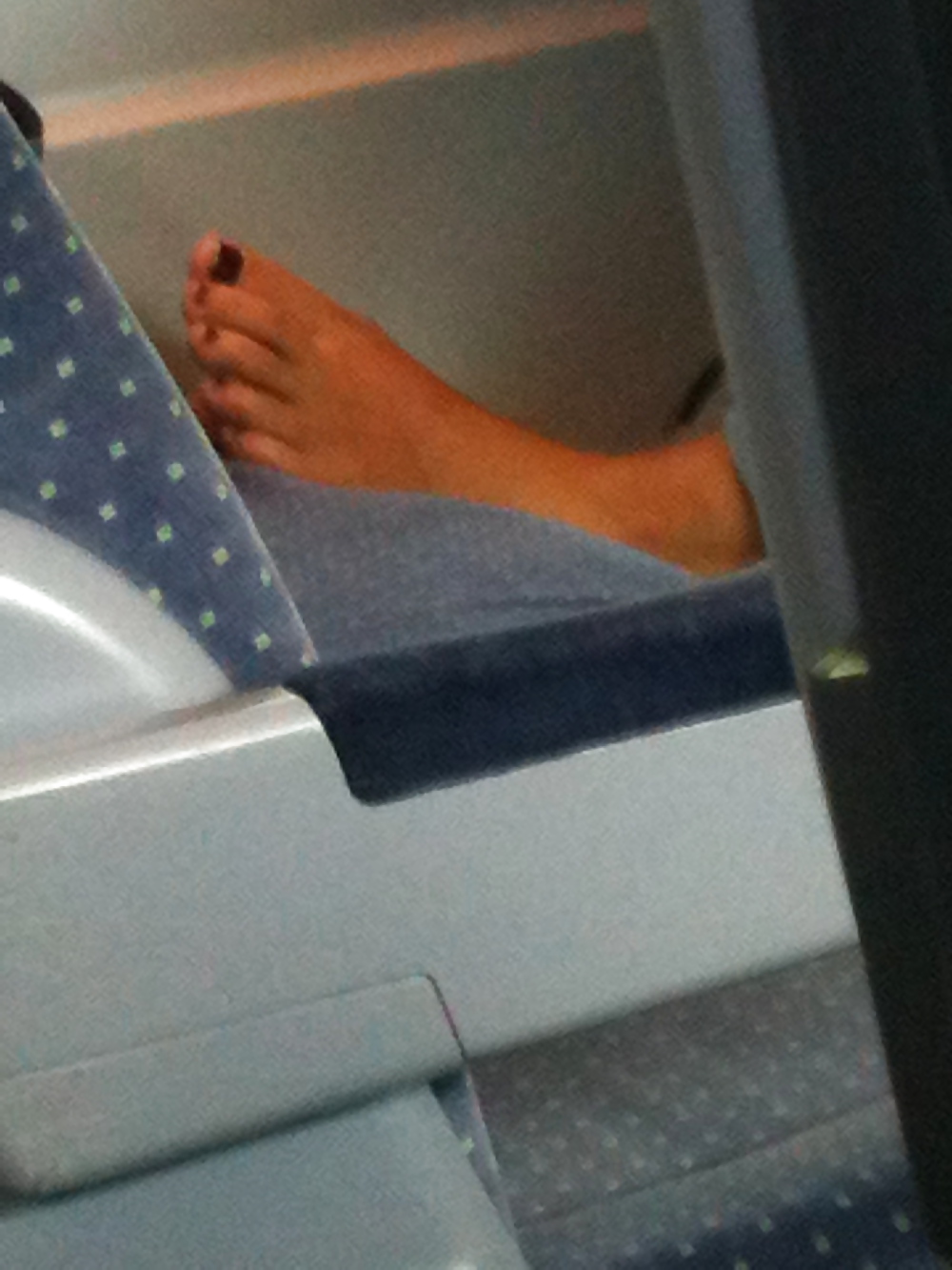 Pictures of a train ride (feet) - bilder einer zugfahrt #12269872