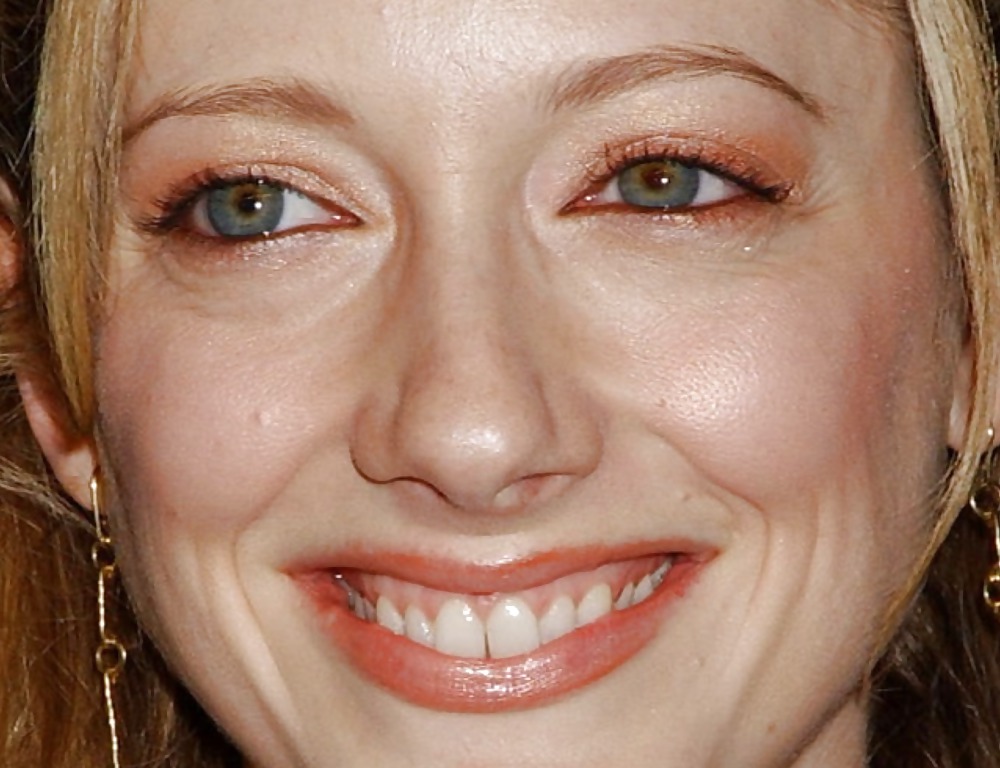 Judy greer
 #16372088