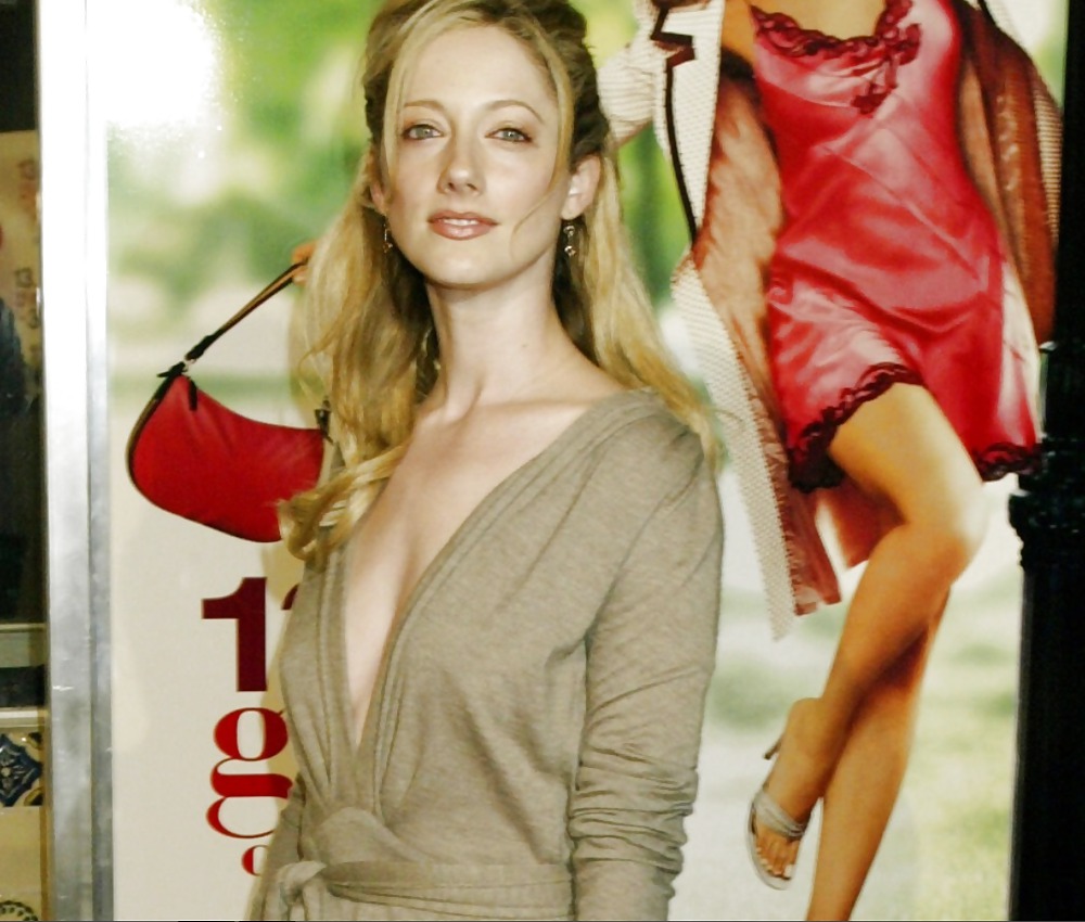 Judy greer
 #16372231