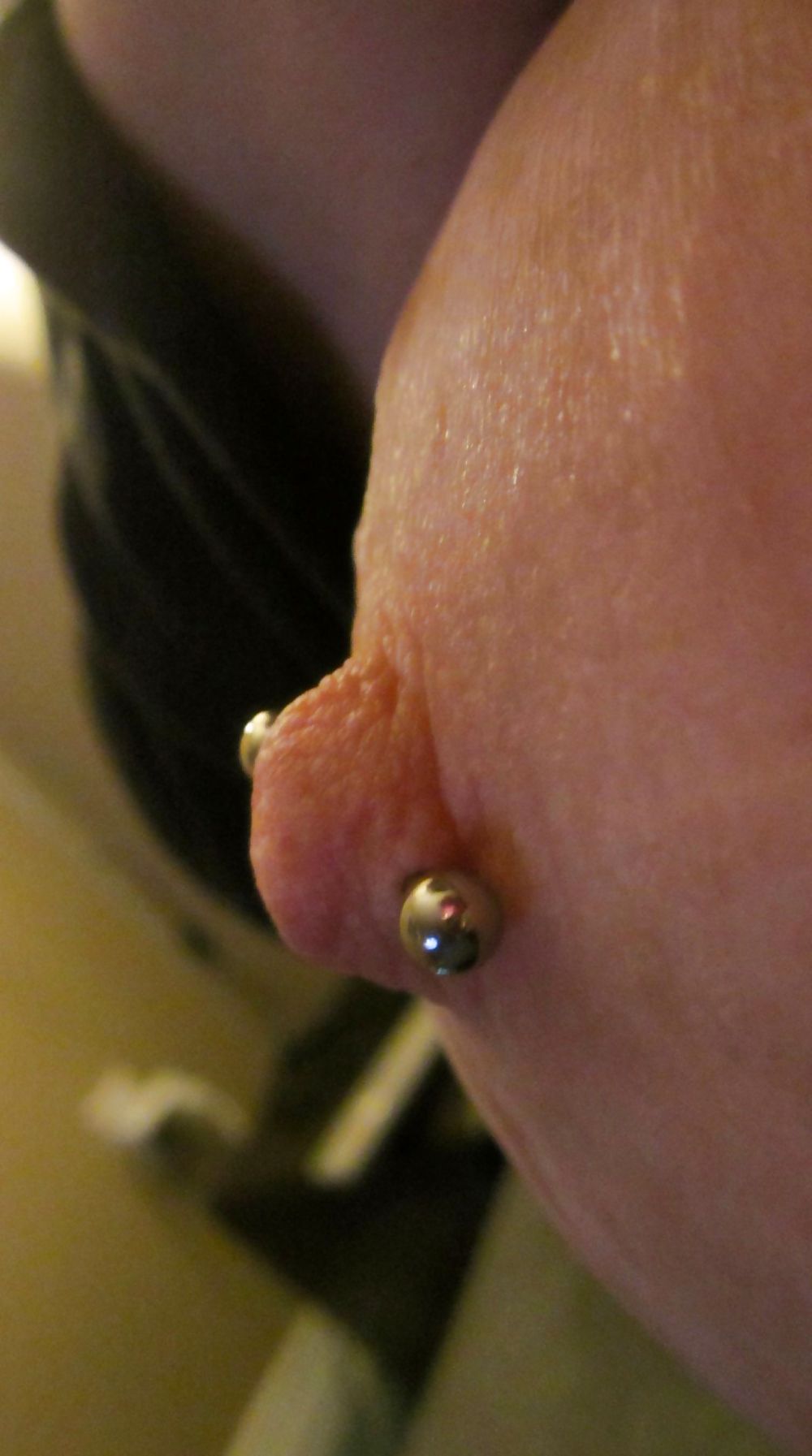 I like pierced nipples!!!!!!!
 #10110442