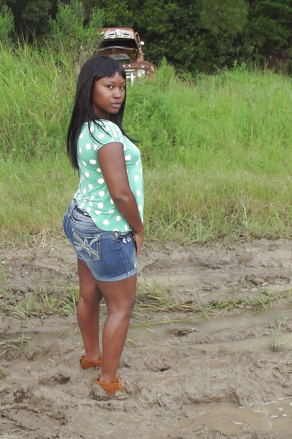 Black Girl From Georgia Backwoods Loves Playing In Mud #17308341