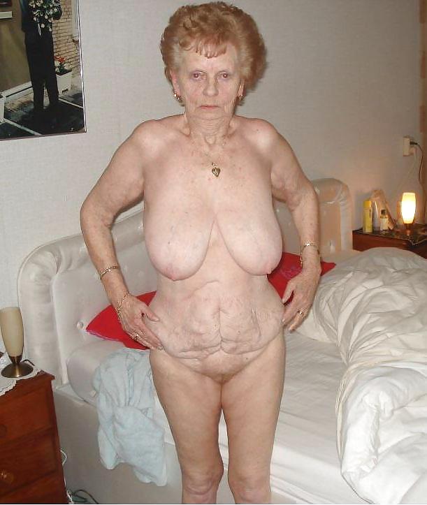 Les salopes ( granny with big boobs) #16822346