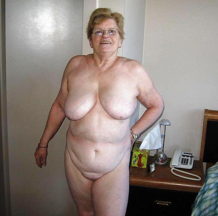 Les salopes ( granny with big boobs) #16822449