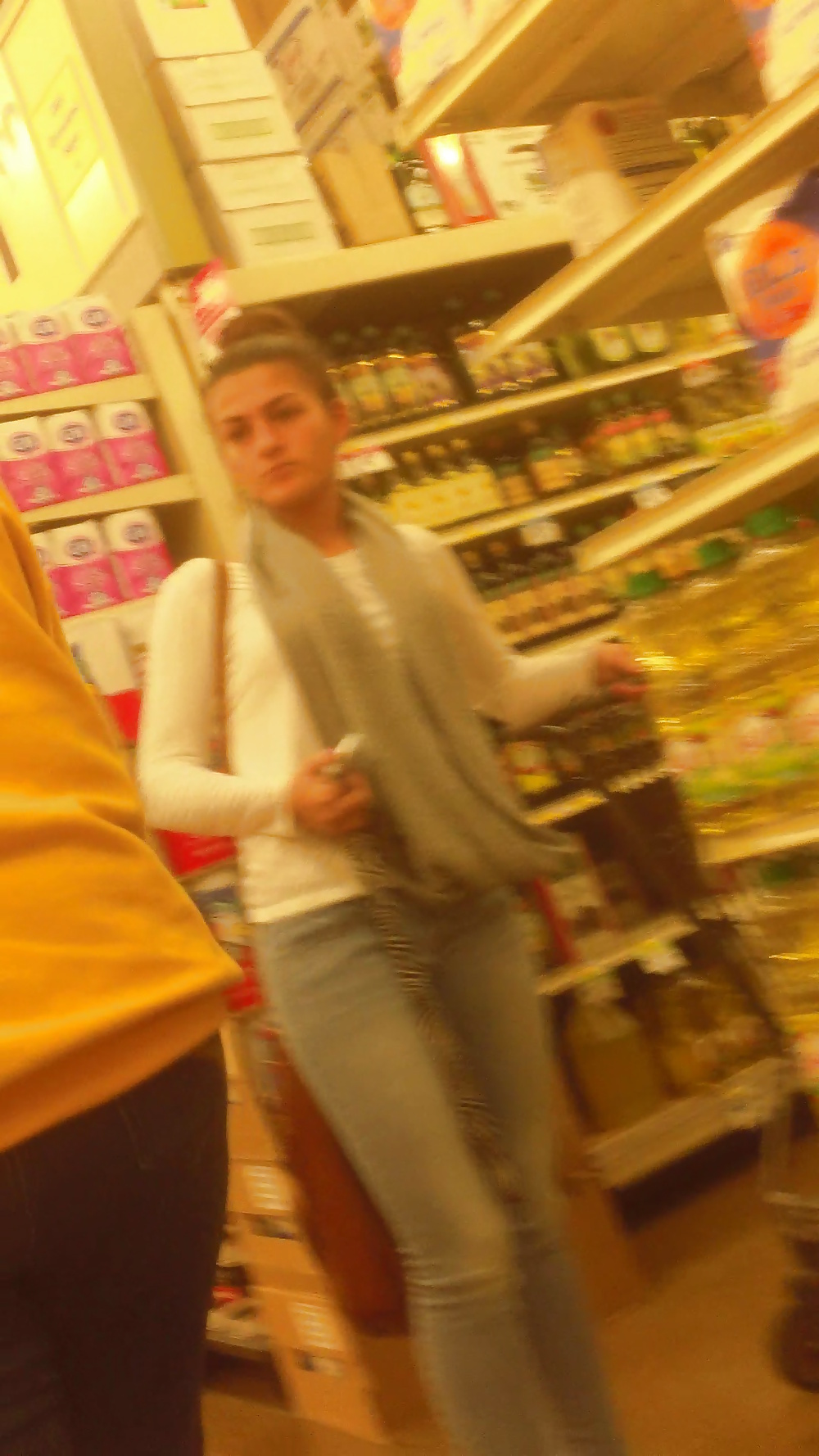 Young teen butts & ass at the store #21240089