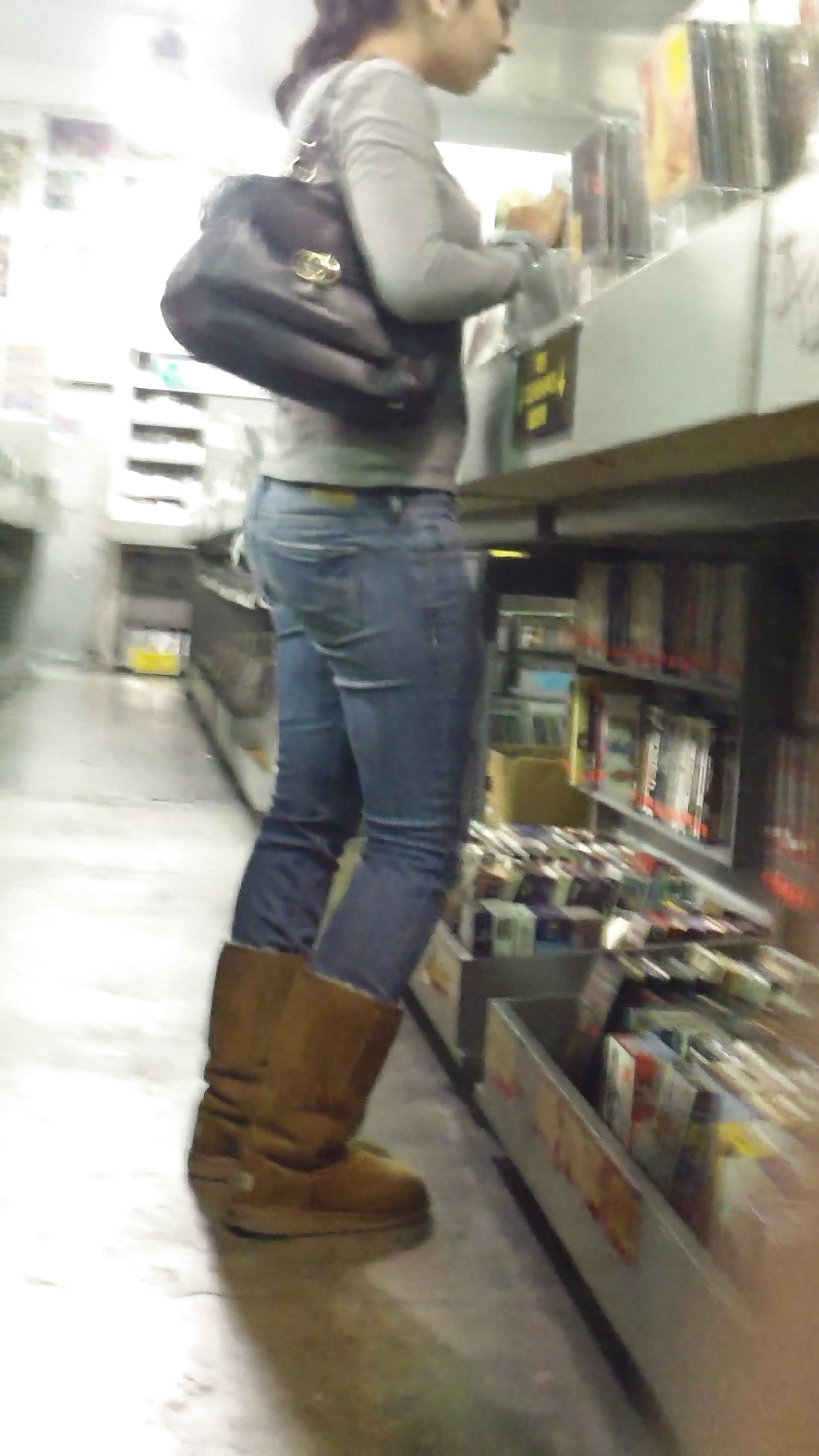 Young teen butts & ass at the store #21241543