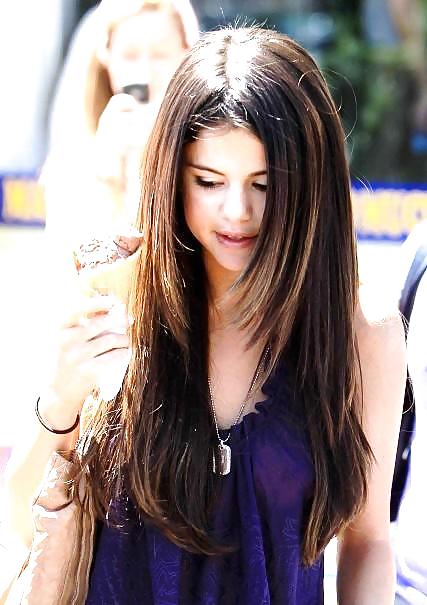 Selena gomez 12
 #4094577