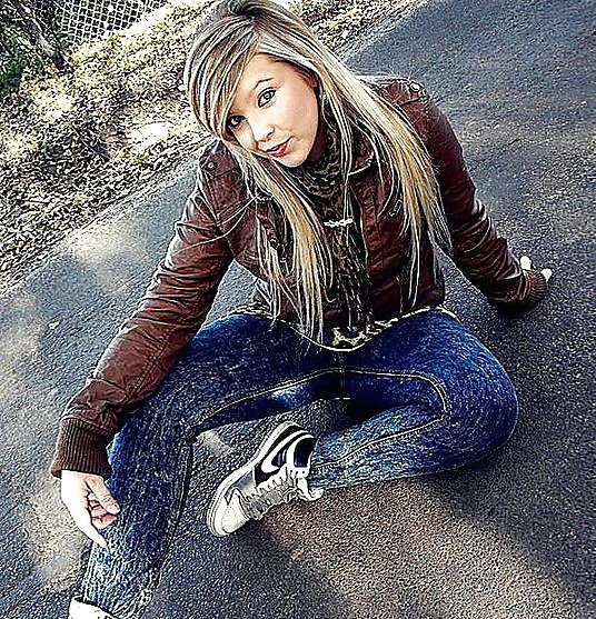 Bellezze in jeans 4 - no porno
 #6297114