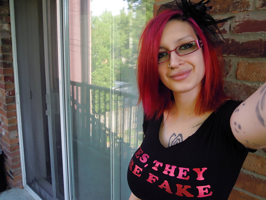 Ariane: stripper de tetas falsas 
 #17779955
