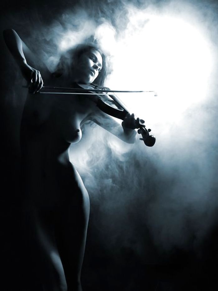 Música...
 #19062888