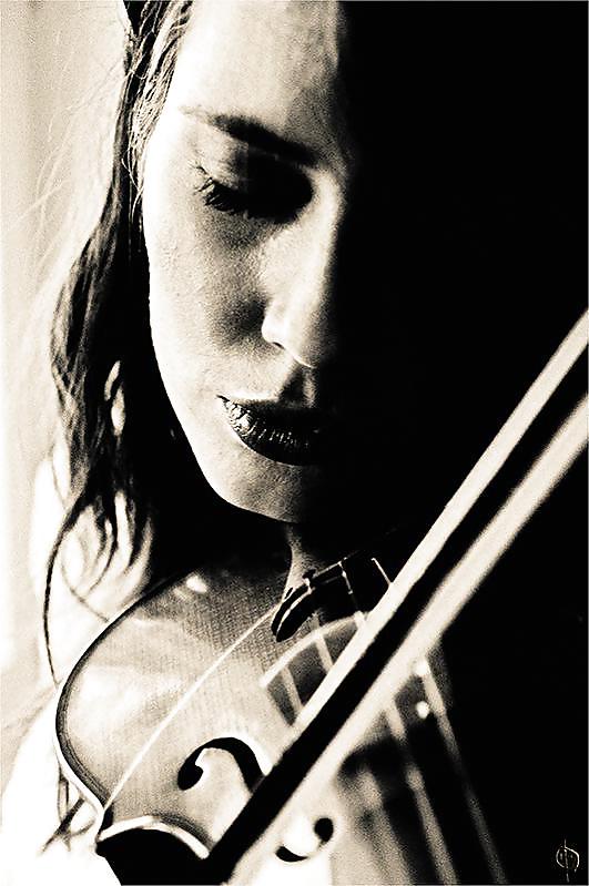 Música...
 #19062903