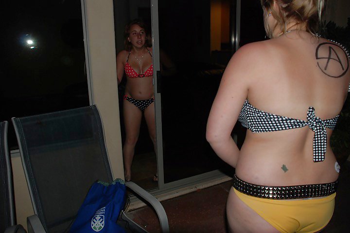 Amateur khalida
 #2866173