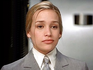 Piper lisa perabo
 #11925595