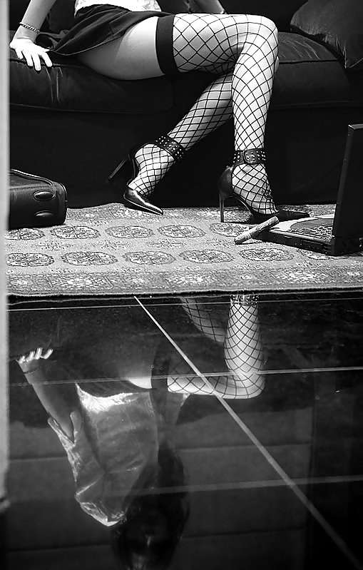 Pour elle 15
 #7402671