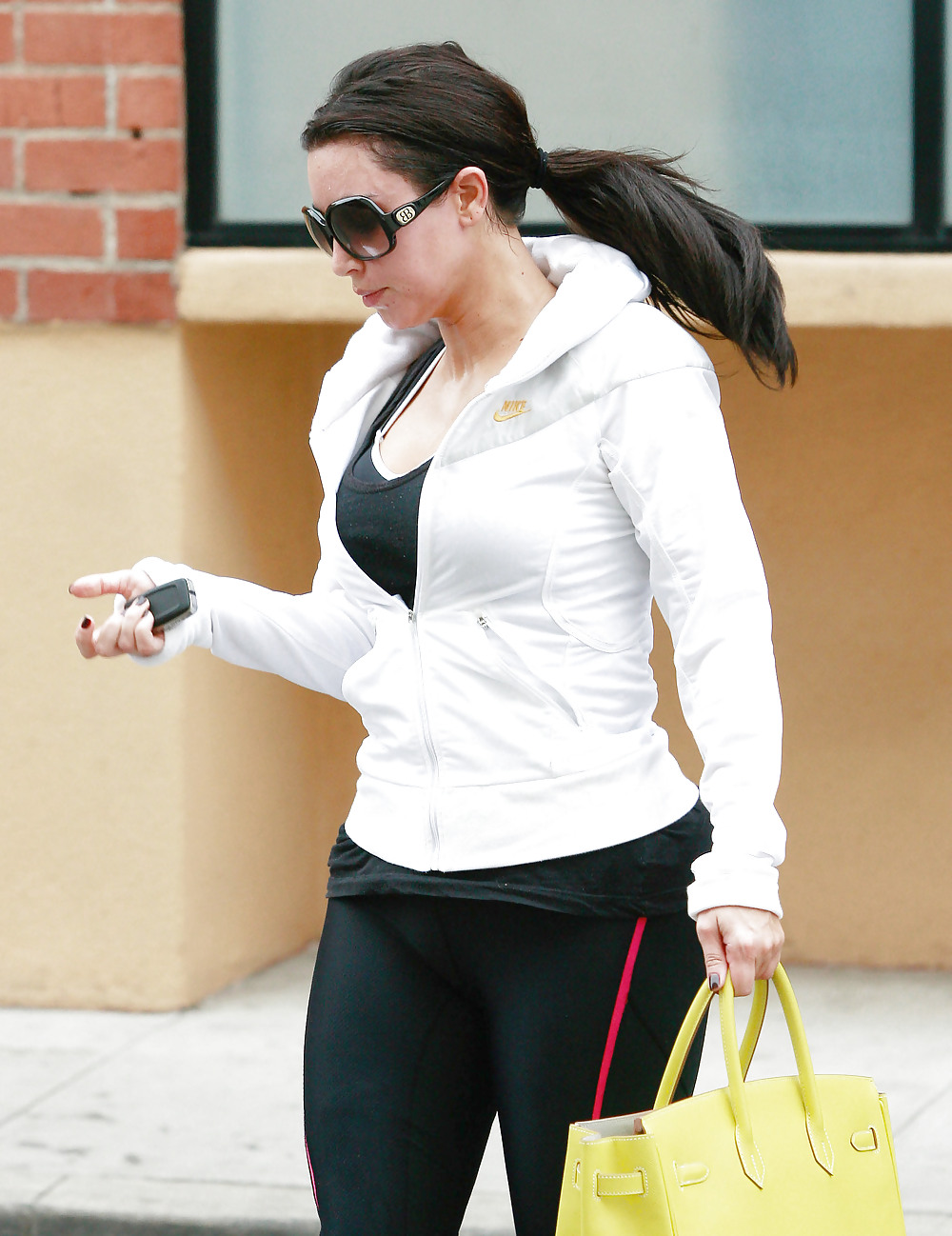 Kim Kardashian leaving a gym in Studio City #4363168