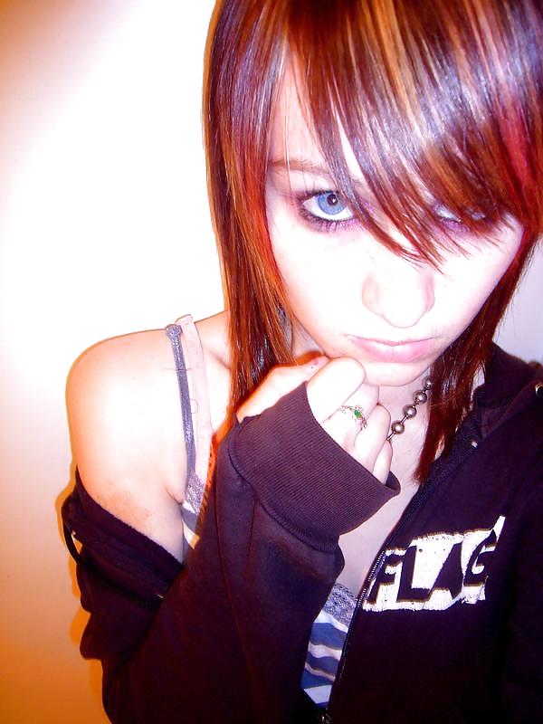 Super Hot Emo Chick #154338