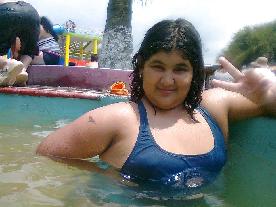 Quieren mas de esta gordita?
 #15221270