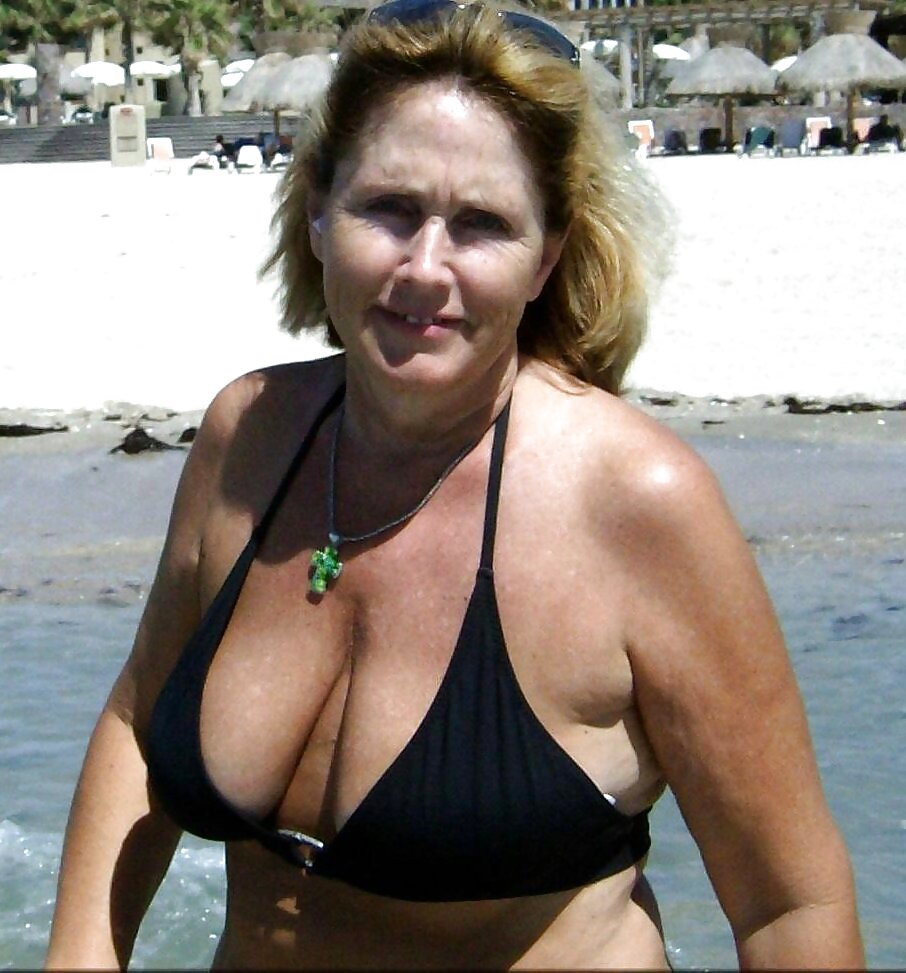 Swimsuit bikini bra bbw mature dressed teen big tits - 81 #15150312