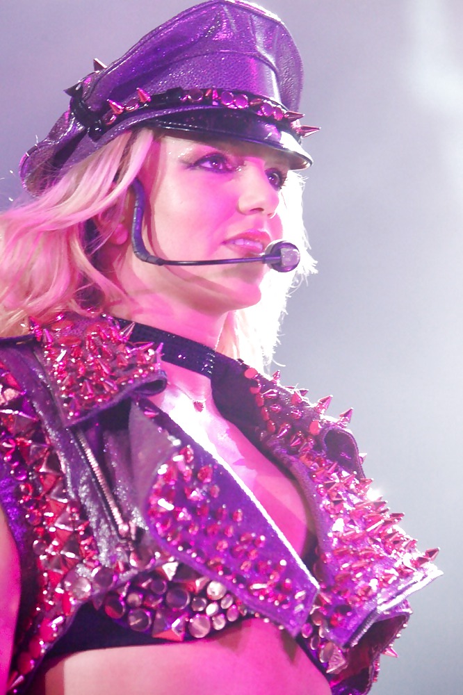 Britney Spears #16099209
