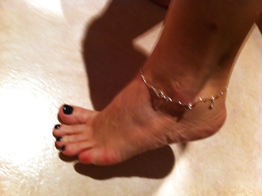 More pics of my girlfriends cute feet, i luv cumin over #8567680