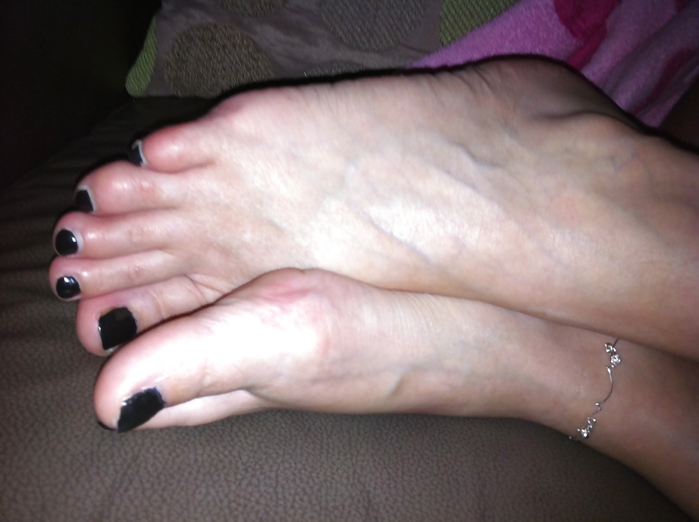 More pics of my girlfriends cute feet, i luv cumin over #8567701