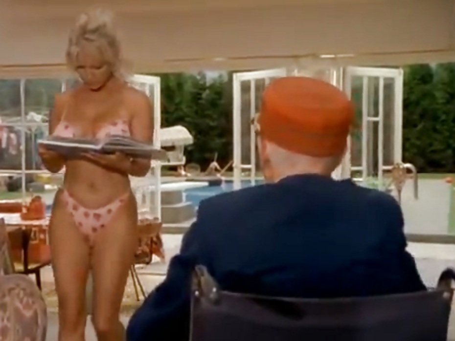Tatjana Simic as the dumb blonde from Flodders #14206125